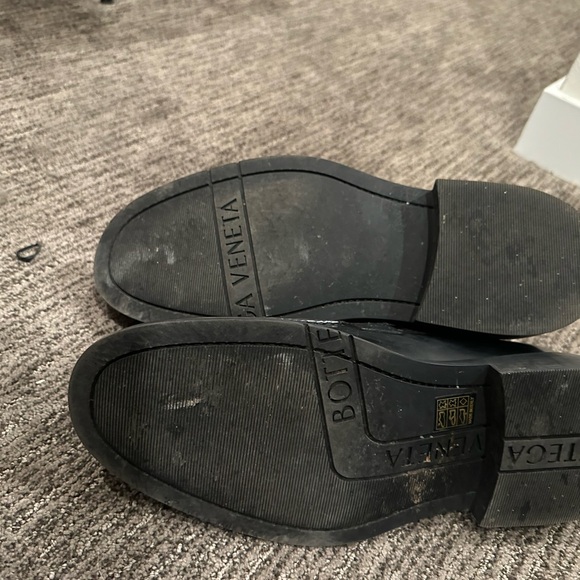 BOTTEGA VENETA Men’s EU 46 Black leather loafers only worn twice. - Picture 6 of 7